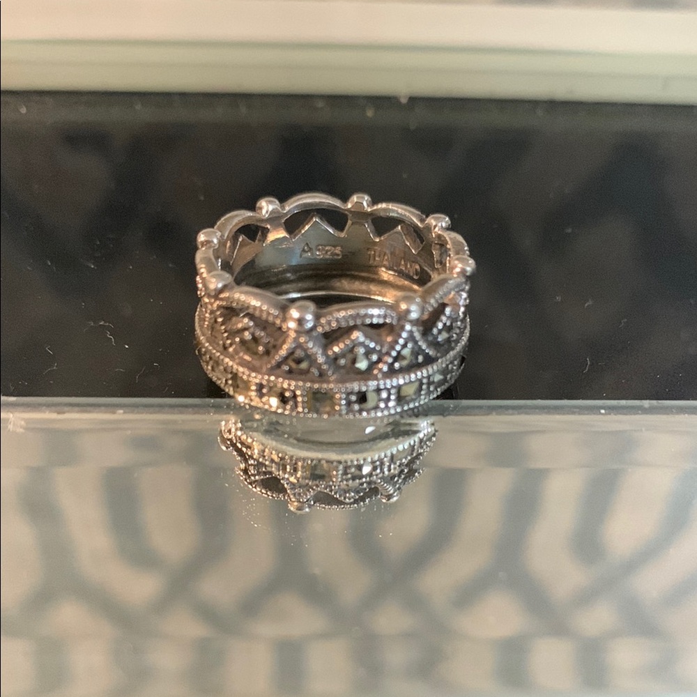 Sterling silver & marcasite ring. 5⭐️Seller; Posh Ambassador. PFSF home. Fits 5.